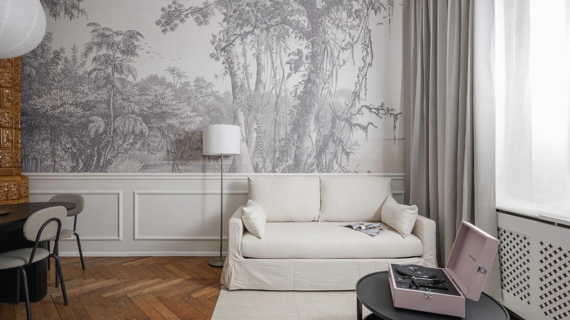 Airstay Prague : Deluxe Apartment Old Town